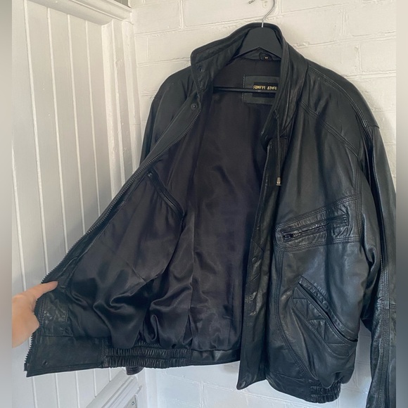 Vintage leather jacket - Picture 8 of 9